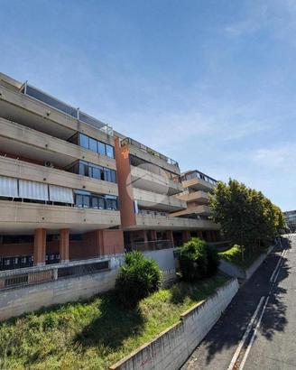 MONOLOCALE A ROMA