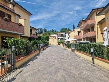 Immobile in asta di 180 m² con più di 5 locali e b