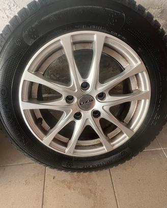 CERCHI IN LEGA GOMMATE 15 VOLKSWAGEN DEL 2018