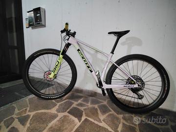 Bici Scott scale RC 2026