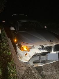 BMW X1 xDrive 18d – Sinistrata – Motore OK