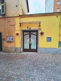 NEGOZIO A NOVI LIGURE