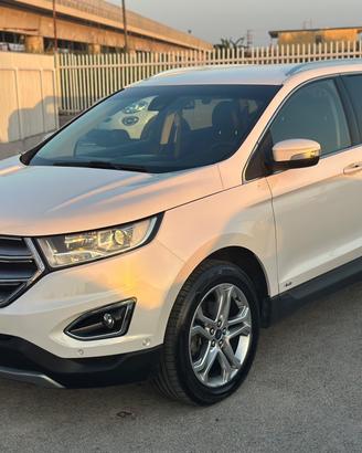 Ford Edge. 2017 2.0 Diesel 210 CV AWD AUT. Titaniu