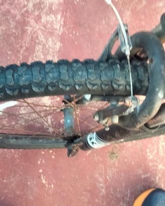 Bicicletta Rockrider 6.0 