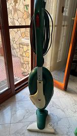 Aspirapolvere Folletto VK 135 con accessori