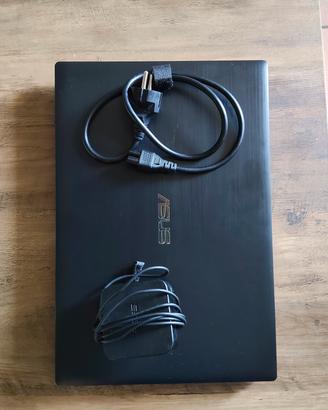 ASUS P2520L  15"