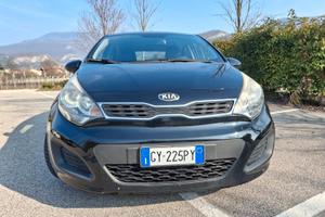 Splendida kia rio anno 2013 neopatentati 