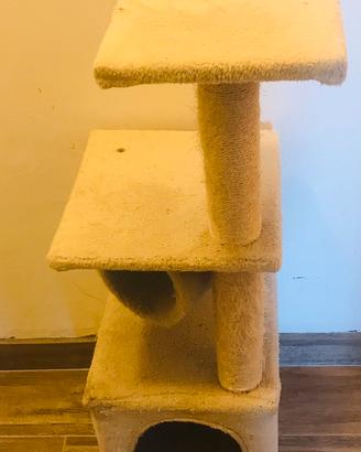 Tiragraffi con cuccia  per gatti pari al nuovo