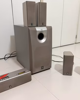 Impianto stereo home theatre 5.1 yamaha con apli.