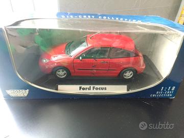 Ford Focus 1:18 Motormax