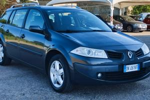 Renault Megane Mégane 1.5 dCi/105CV Grandtour Seri