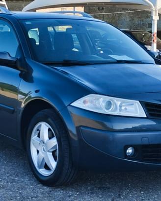Renault Megane Mégane 1.5 dCi/105CV Grandtour Seri