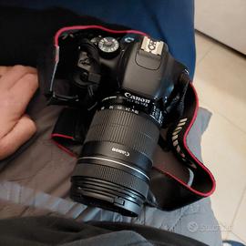 corpo macchina più obiettivo originale canon 550d