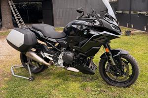 BMW F 900 XR 2025