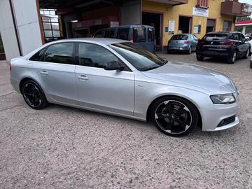 Audi A4 2.0 TDI 143CV S LINE