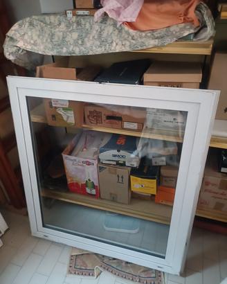 finestrino per garage a vasistas