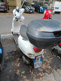 Piaggio Vespa 125 LX - 2010