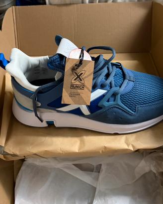 Sneakers Munich modello click 93