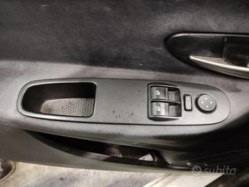 Comando vetri ant sx LANCIA YPSILON del 2019