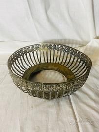 Antico centro tavola lavorato