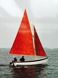 Norfolk Oyster con motore Yamaha 4 CV e rimorchio