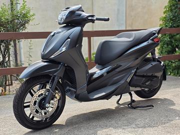 Piaggio Beverly 300 i.e. nuovo KM 0