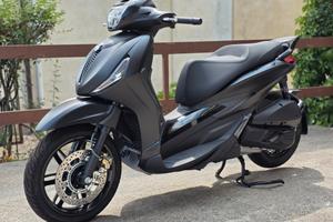 Piaggio Beverly 300 i.e. nuovo KM 0
