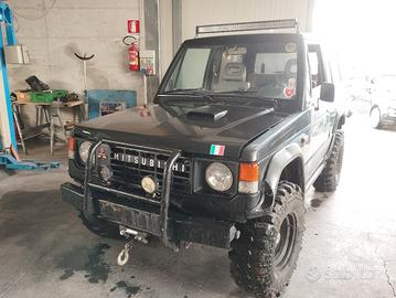 MITSUBISHI PAJERO ricambi usati 