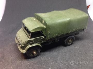 Dinky Toys Mercedes-Benz Unimog