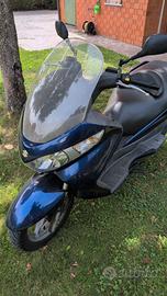 Suzuki Burgman 200