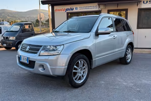 Suzuki Grand Vitara 1.9 DDiS 5 porte Executive Cro