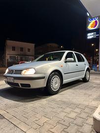 Golf 4a generazione 99