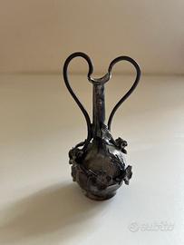 Scultura caraffa ampolla di metallo vintage