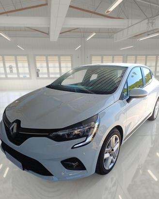 RENAULT CLIO 1.0 TCE 66KW BUSINESS 5 PORTE BERLINA