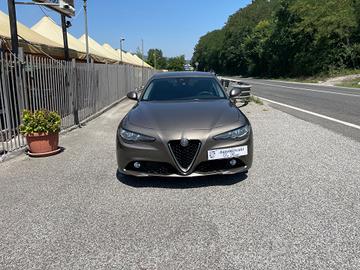 Alfa Romeo Giulia 2.2 Turbodiesel 180 CV Executive