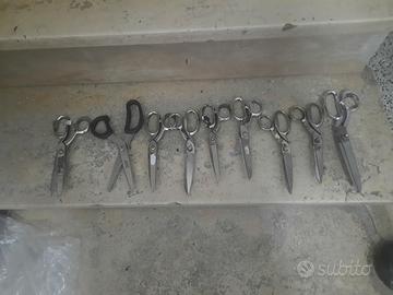 9 FORBICI PROFESIONALI DI CUI UNA CON DENTI