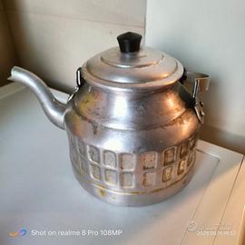 Bollitore antico in alluminio completo di manico 