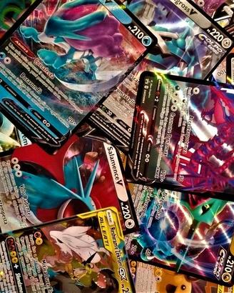 Pokémon GCC: 150 carte più 15 rare tra GX EX V