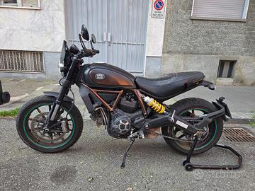 DUCATI SCRAMBLER 800 ITALIA INDEPENDENT