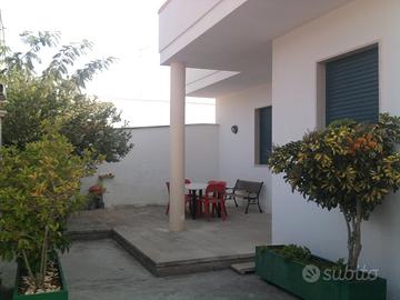 Splendida villetta a Torre Lapillo 200mt dal mare