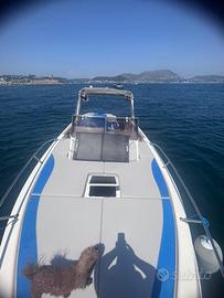 Barca 8 mt ,mano’24sport,wuolk araund,cabinata
