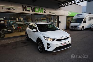 KIA STONIC ENERGY 1.6 110cv neopatentati