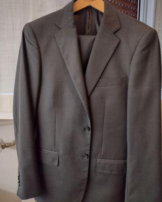 Abito uomo taglia 46 colore grigio chiaro
