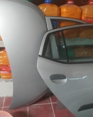 Pezzi auto Hyundai i10 anno 2009