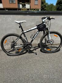 Mountain bike trek wsd 6000