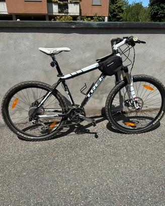 Mountain bike trek wsd 6000
