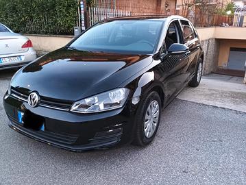 Golf 7  1.6 tdi 90 cv ok neopatentati pochi km