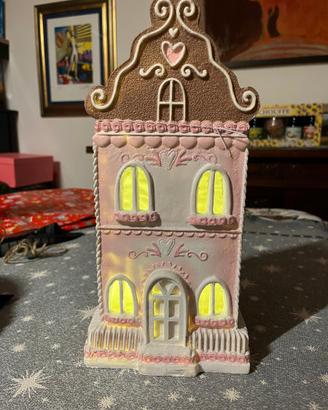 Casetta decorativa con luci LED - pan di zenzero