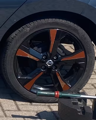 4 cerchi in lega nissan mikra k14