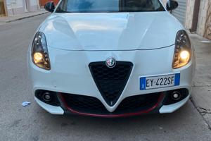 Alfaromeo giulietta 1.6 105 cv 170.000km